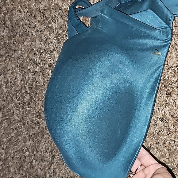 Womens Gorgeous green VS Bra. Sz 38DD,Lined Demi. Like NEW Condition - Picture 8 of 10